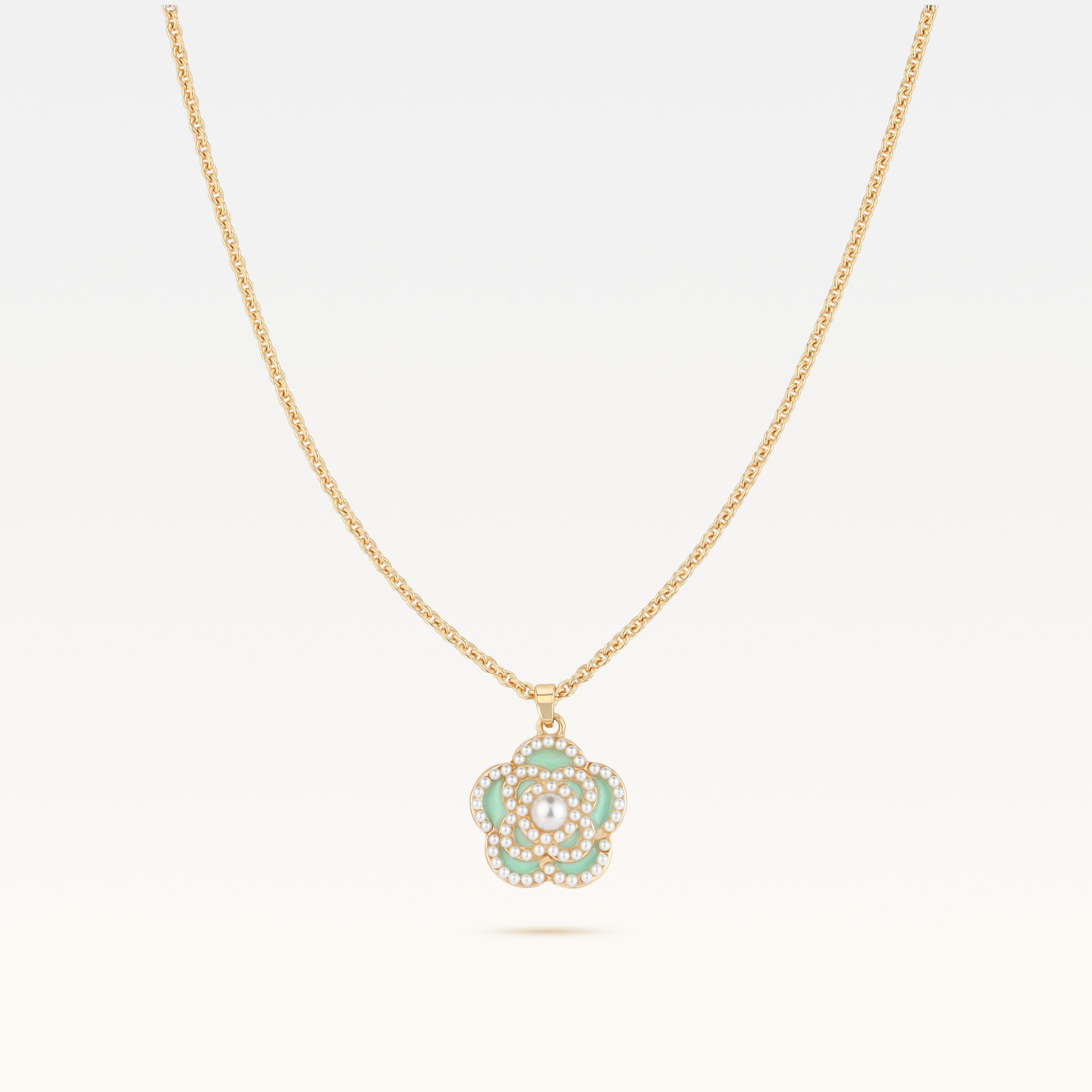 MB Signature Gold-Plated Mint Créme Camélia Pearl Necklace