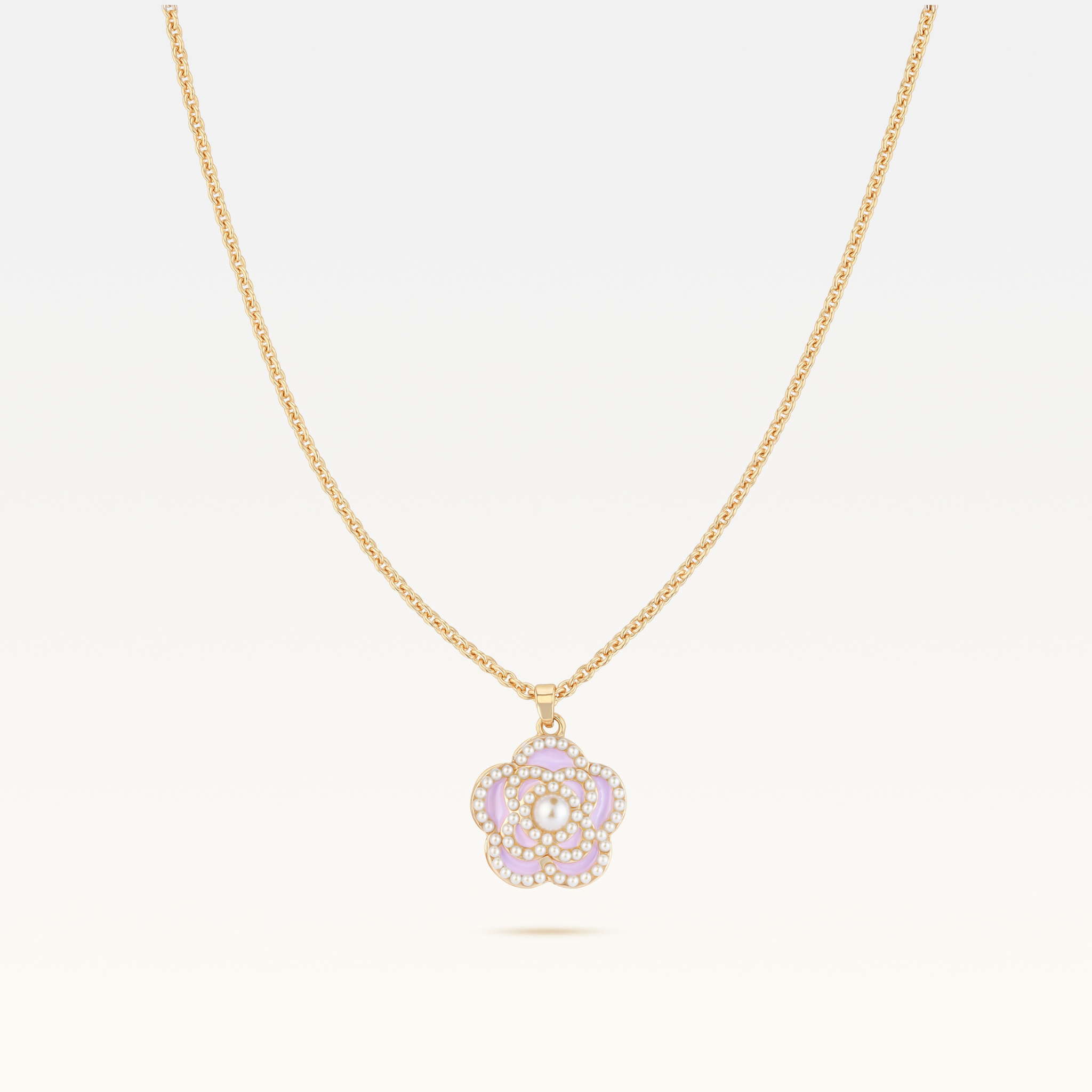 MB Signature Gold-Plated Lavender Mist Camélia Pearl Necklace