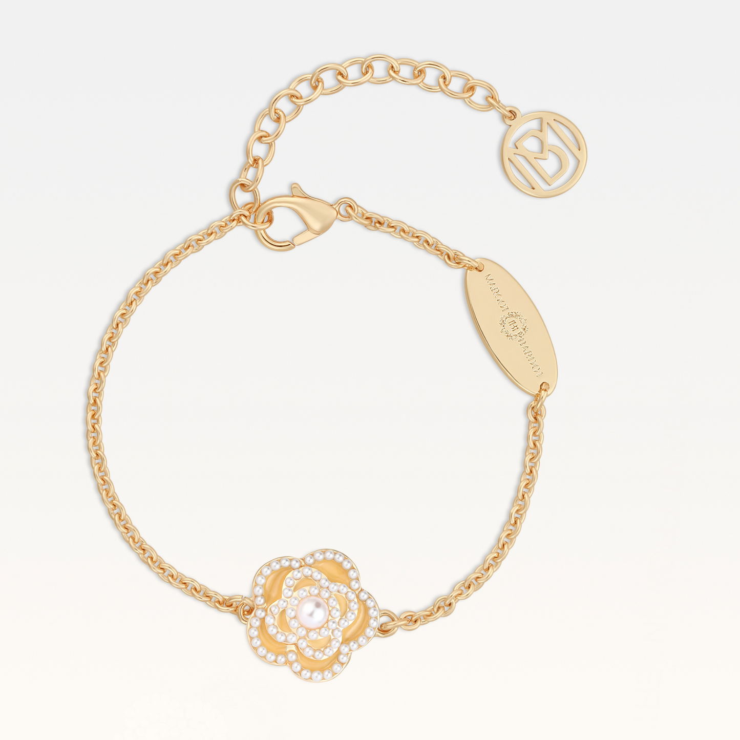 MB Signature Gold-Plated Peach Nude Camélia Pearl Bracelet