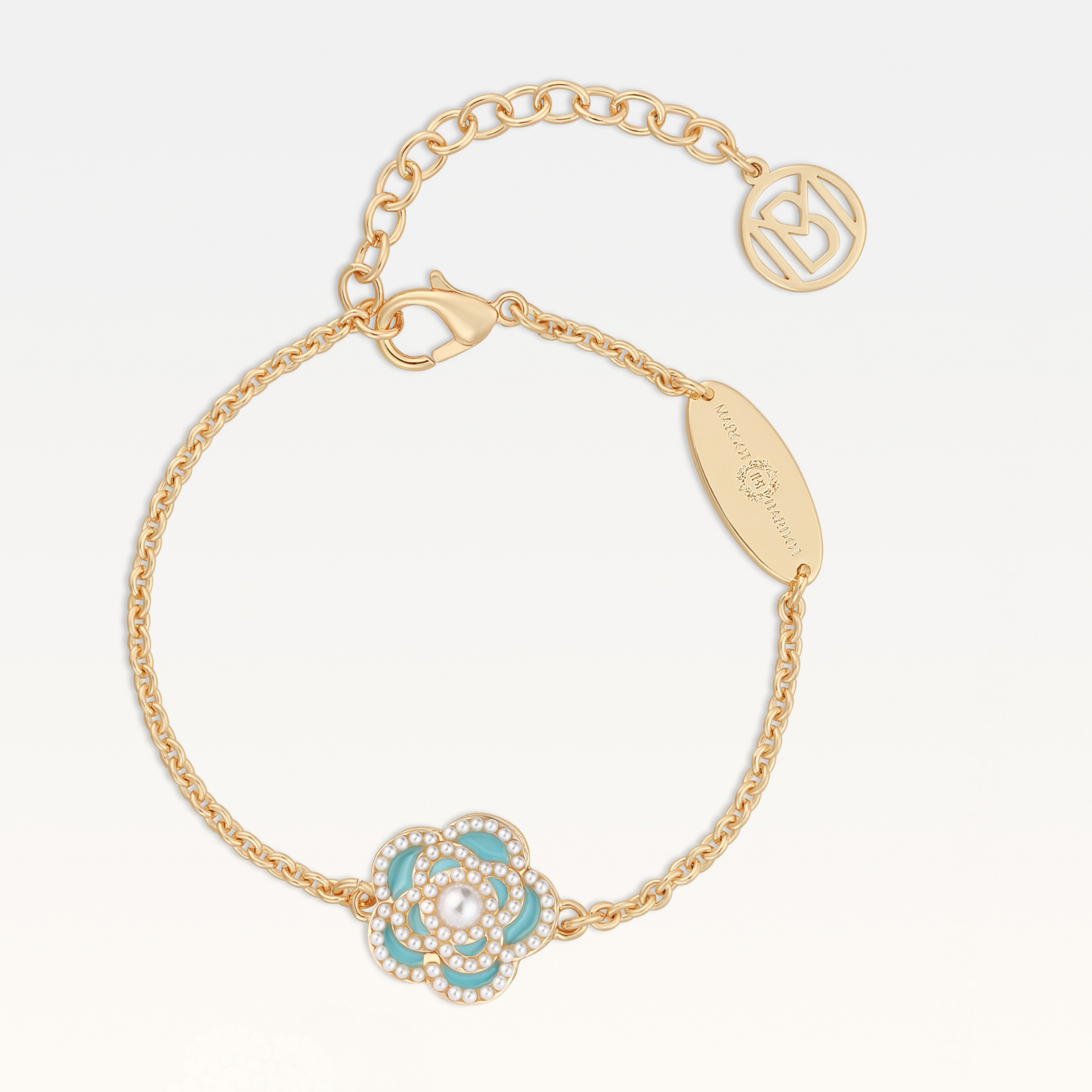 MB Signature Gold-Plated Azure Breeze Camélia Pearl Bracelet
