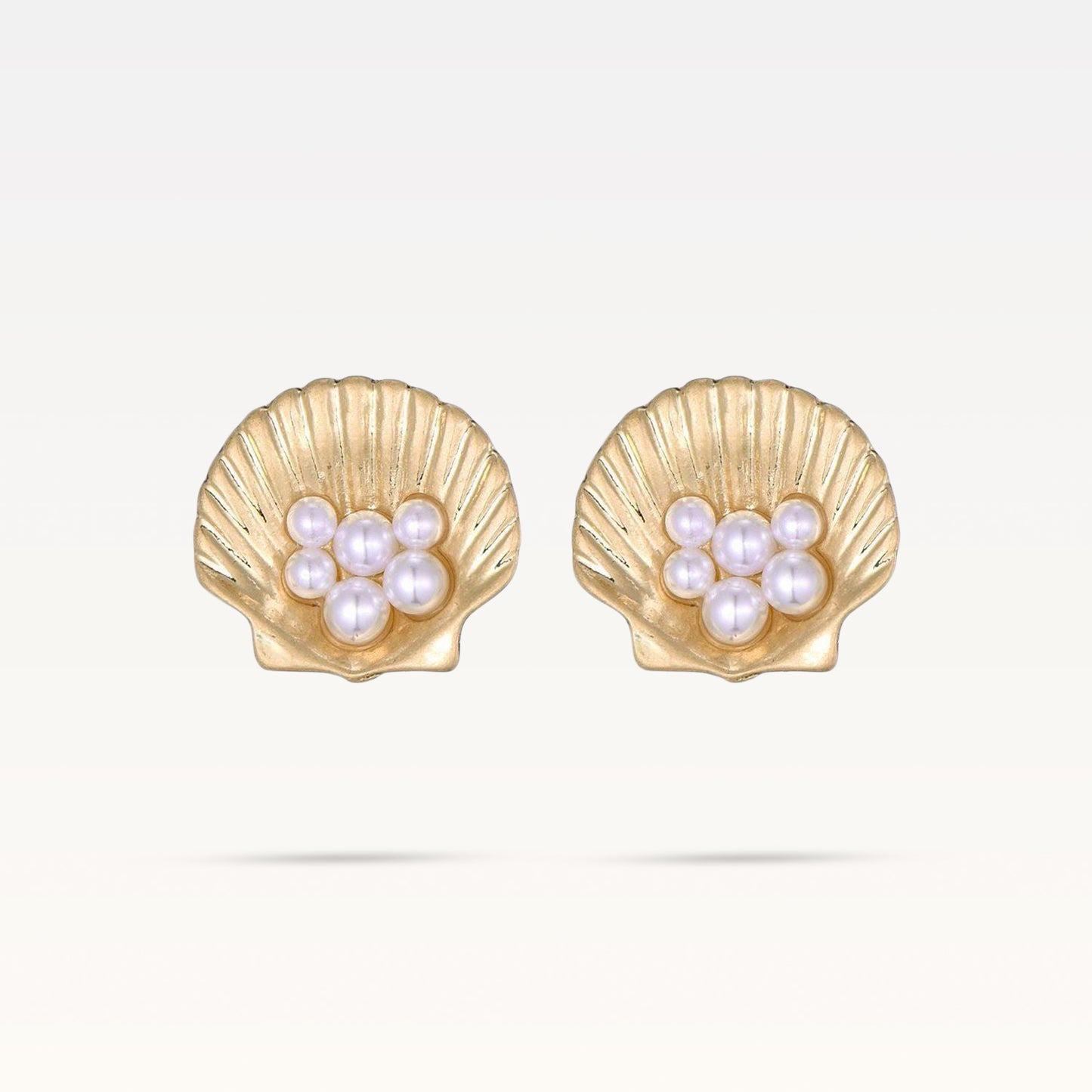 Attina Sea Shell Earrings - Gold