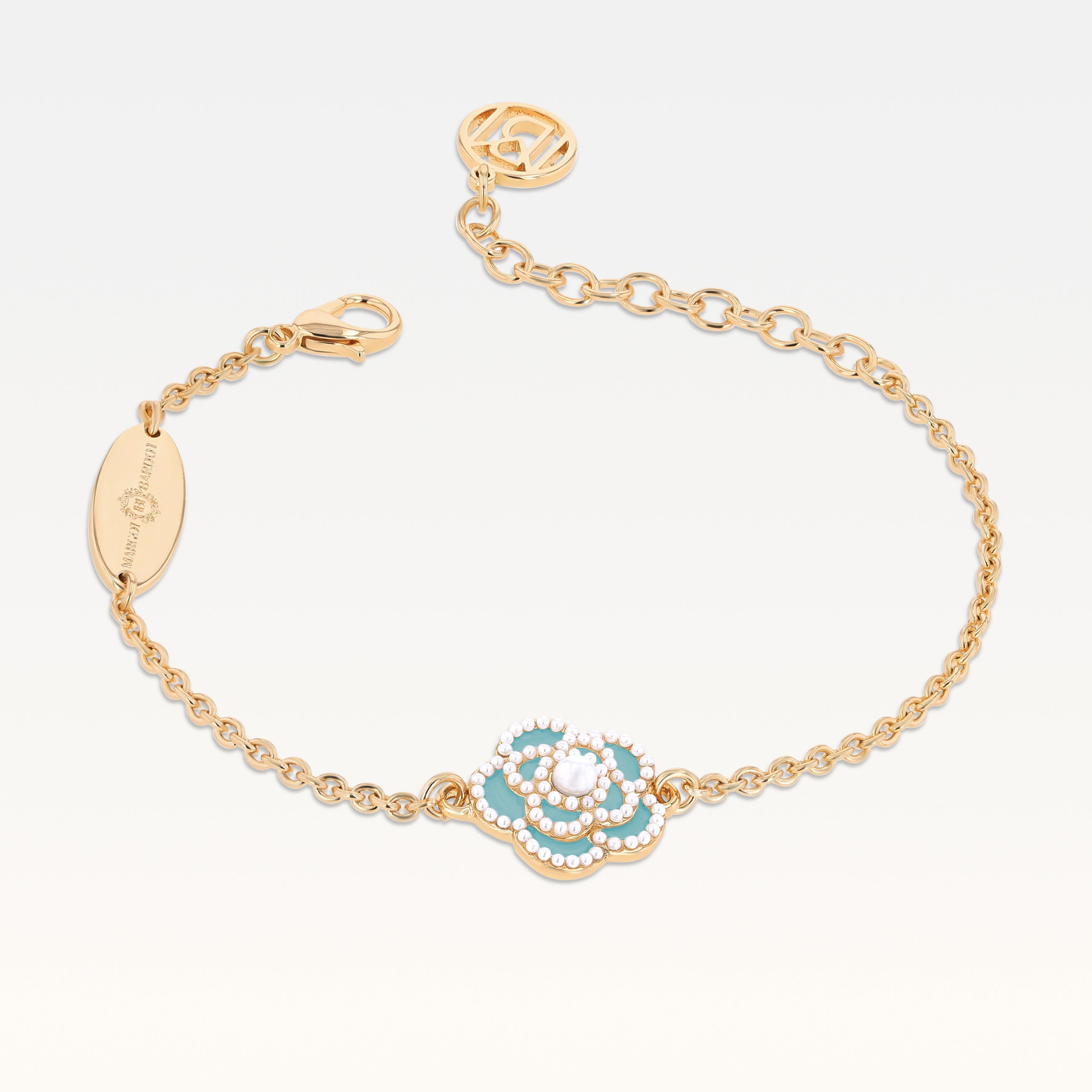 MB Signature Gold-Plated Azure Breeze Camélia Pearl Bracelet