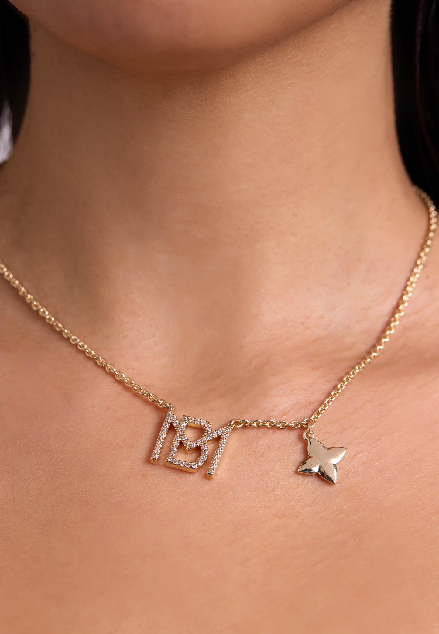 MB Signature Gold Plated Étoiles Necklace