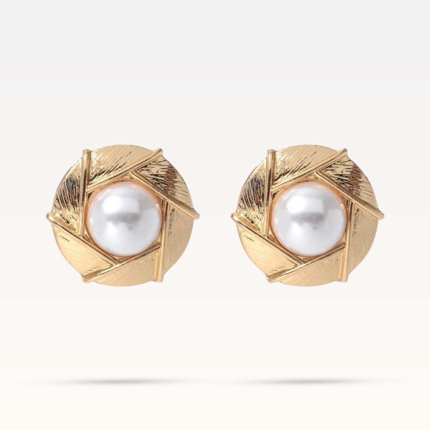 Yara Pearl Earrings - Gold