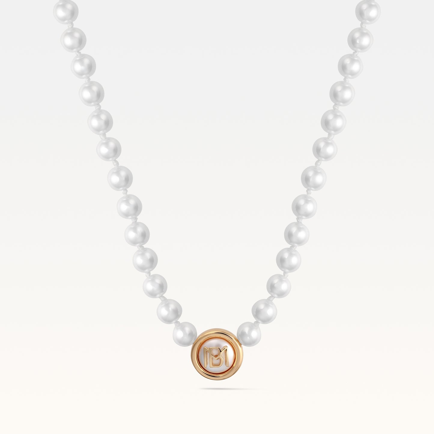 MB Signature Elegant Gold-Plated Pearl Choker