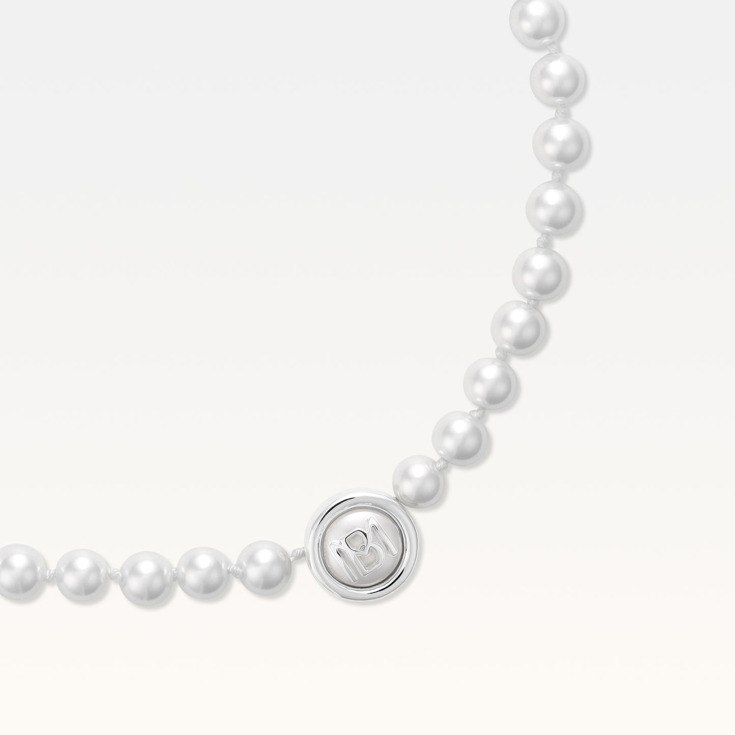 MB Signature Elegant Silver-Plated Pearl Choker