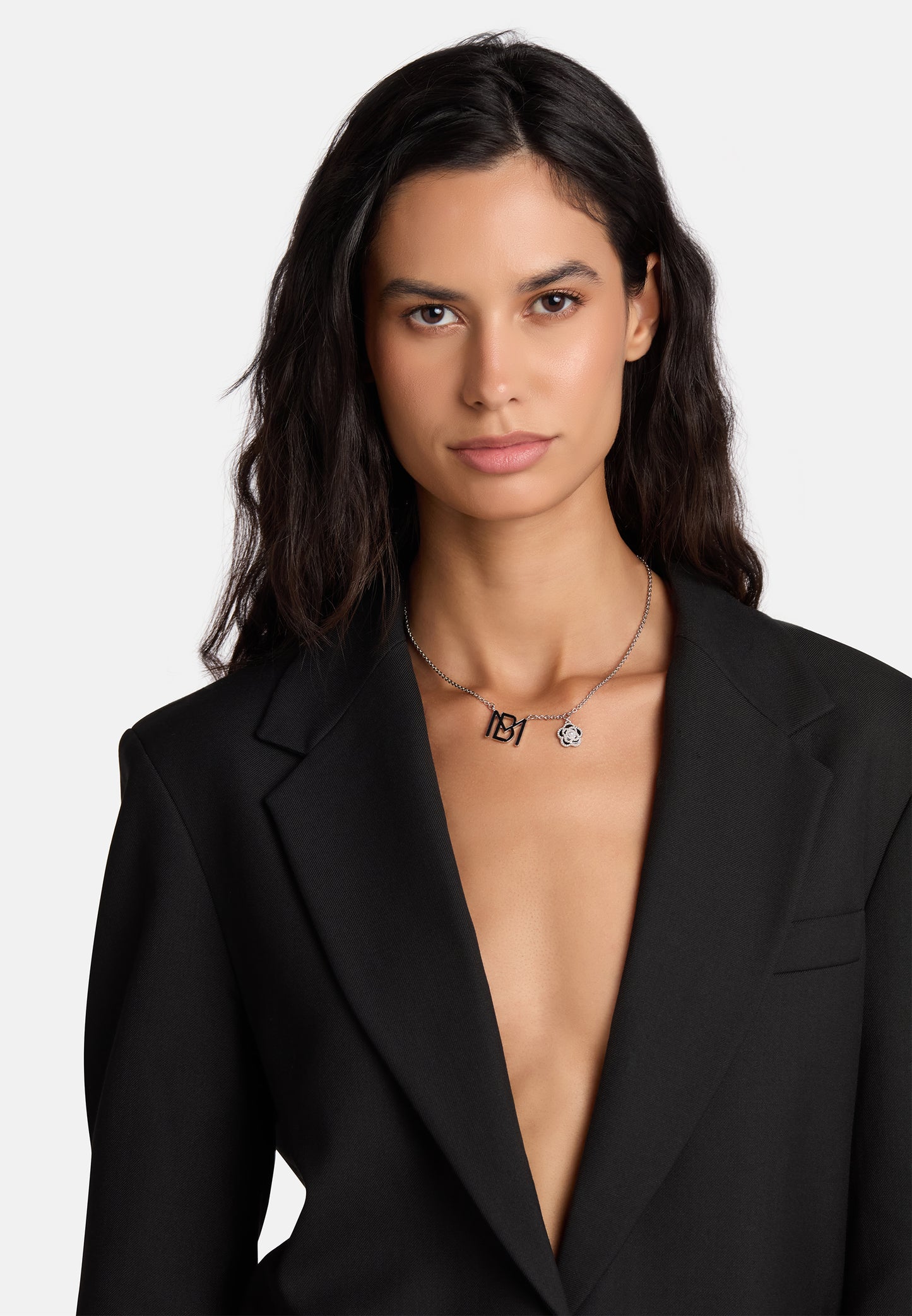 MB Signature Noir Camelia Silver-Plated Necklace