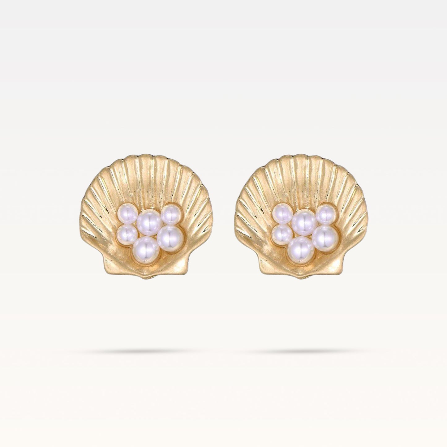 Attina Sea Shell Earrings - Gold