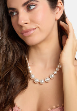 MB Constance Pearl Necklace