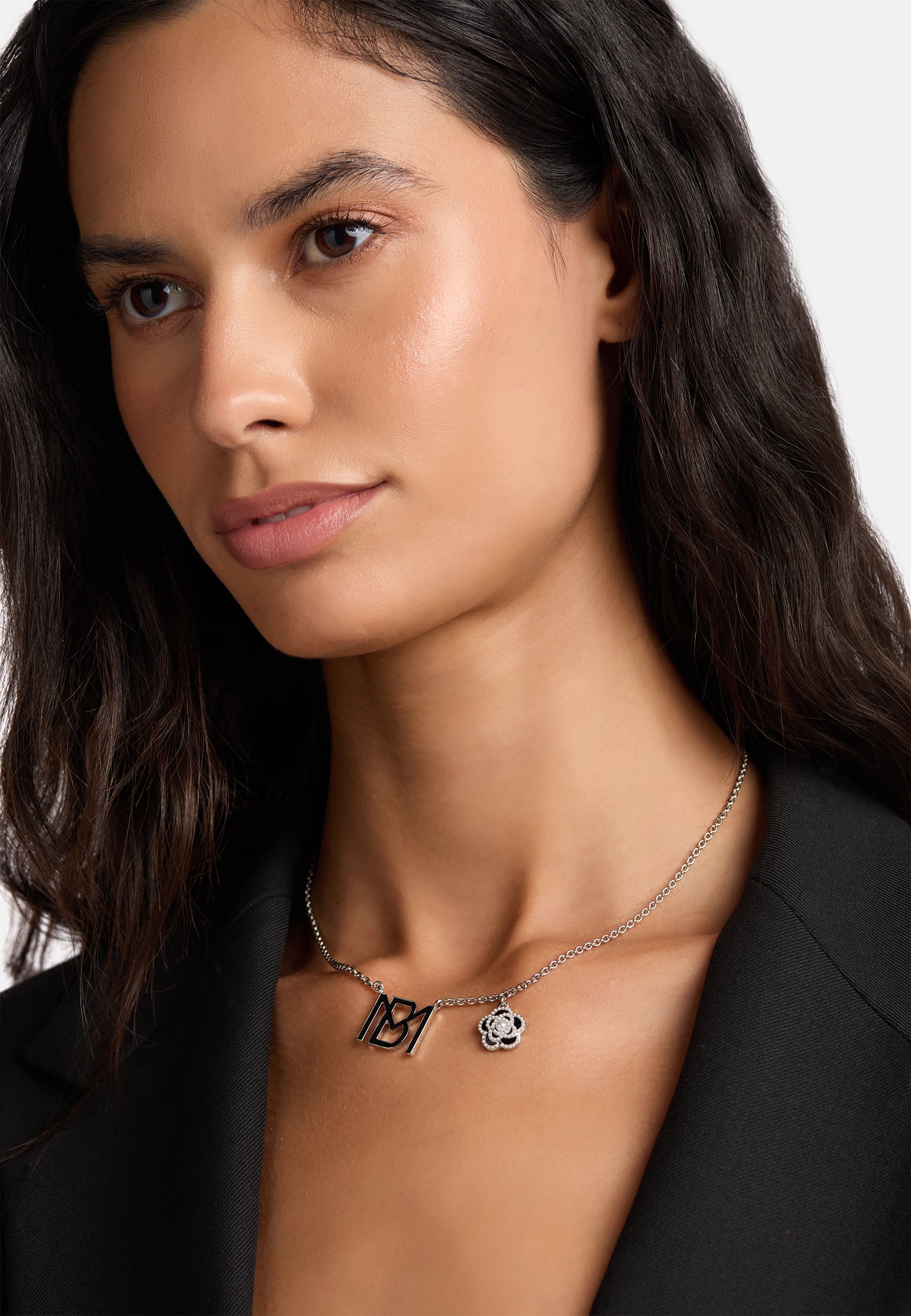 MB Signature Noir Camelia Silver-Plated Necklace