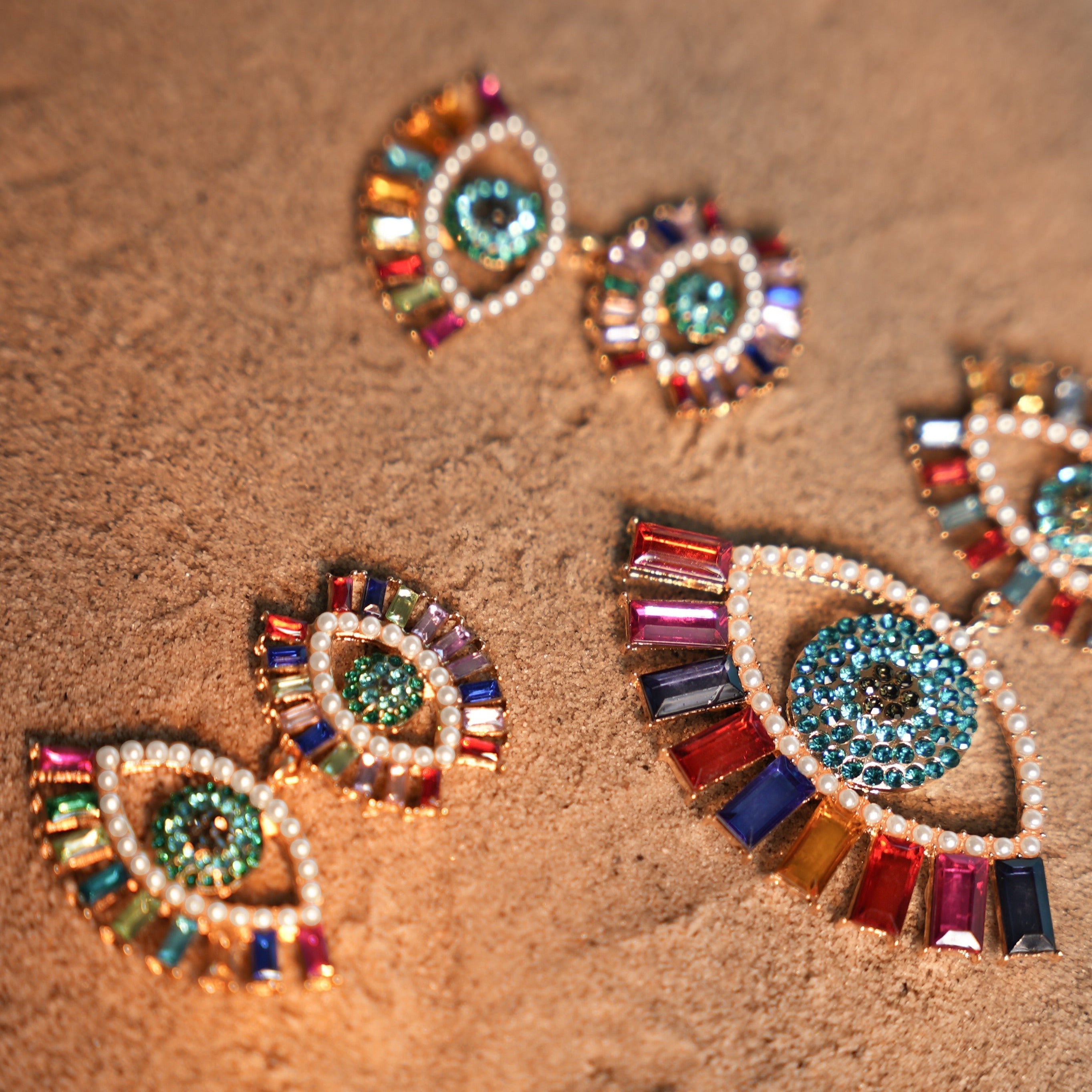 Maeyu Eye Earrings - Multicolor