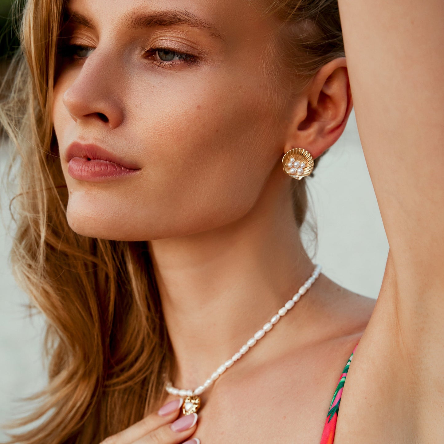 Attina Sea Shell Earrings - Gold