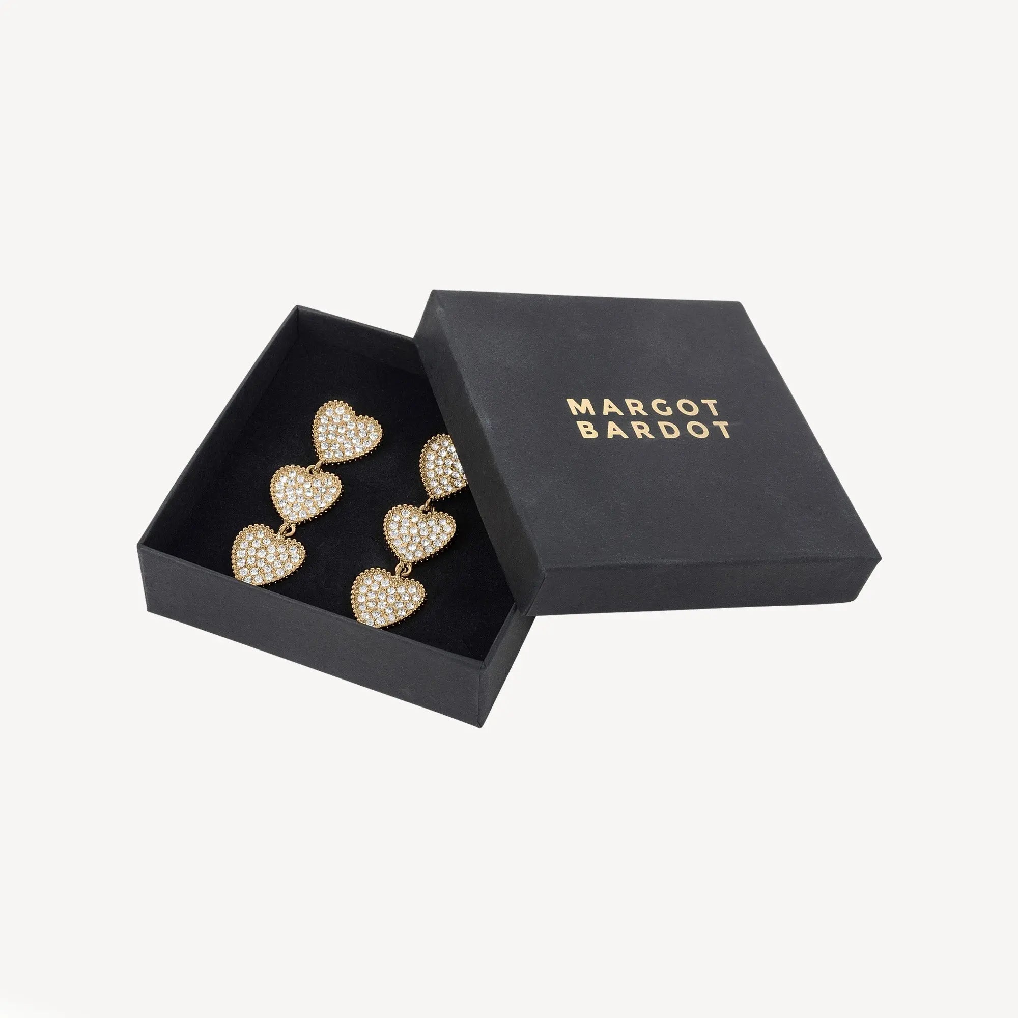 PersonaliMaeva Studs - Black heart shaped earrings in a personalized box by Margot Bardot Online